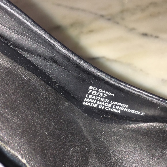 BCBGeneration Black Platform Heels 👠 - Picture 15 of 16